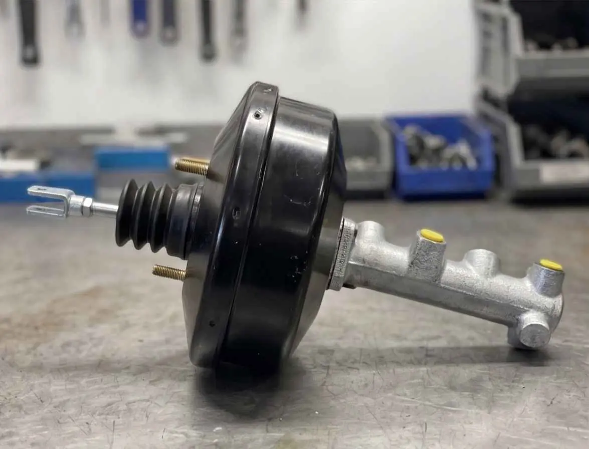 Fiat 124 Power Brake Booster for Sale - Image 4