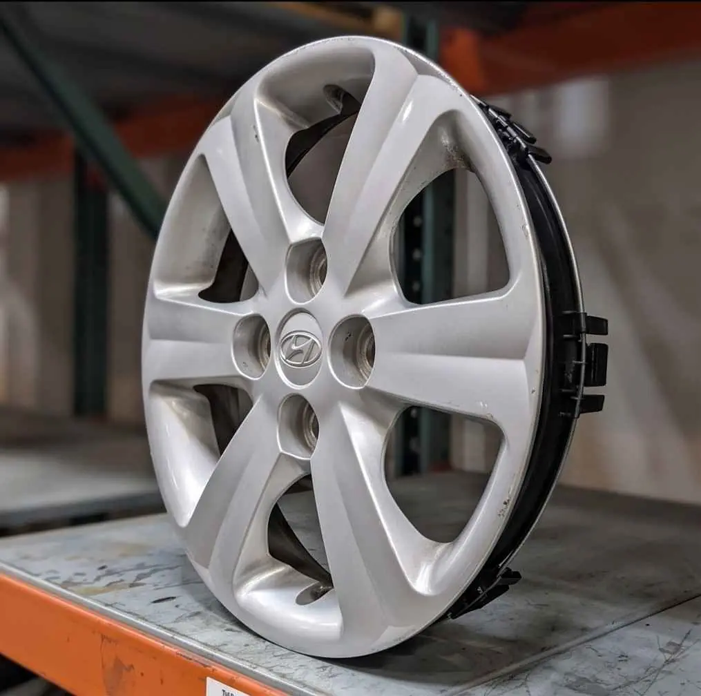 Hyundai Accent Trim Ring for Sale - Image 3