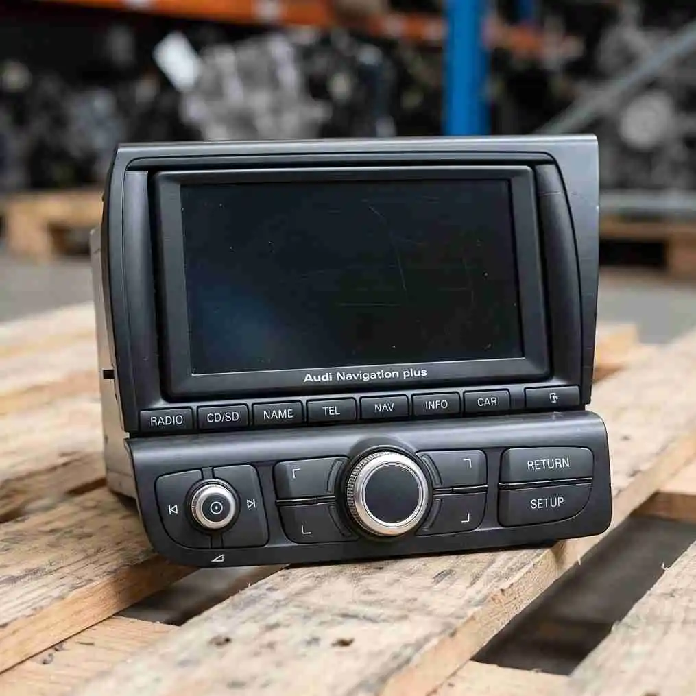 Audi R8 Radio for Sale - Image 1