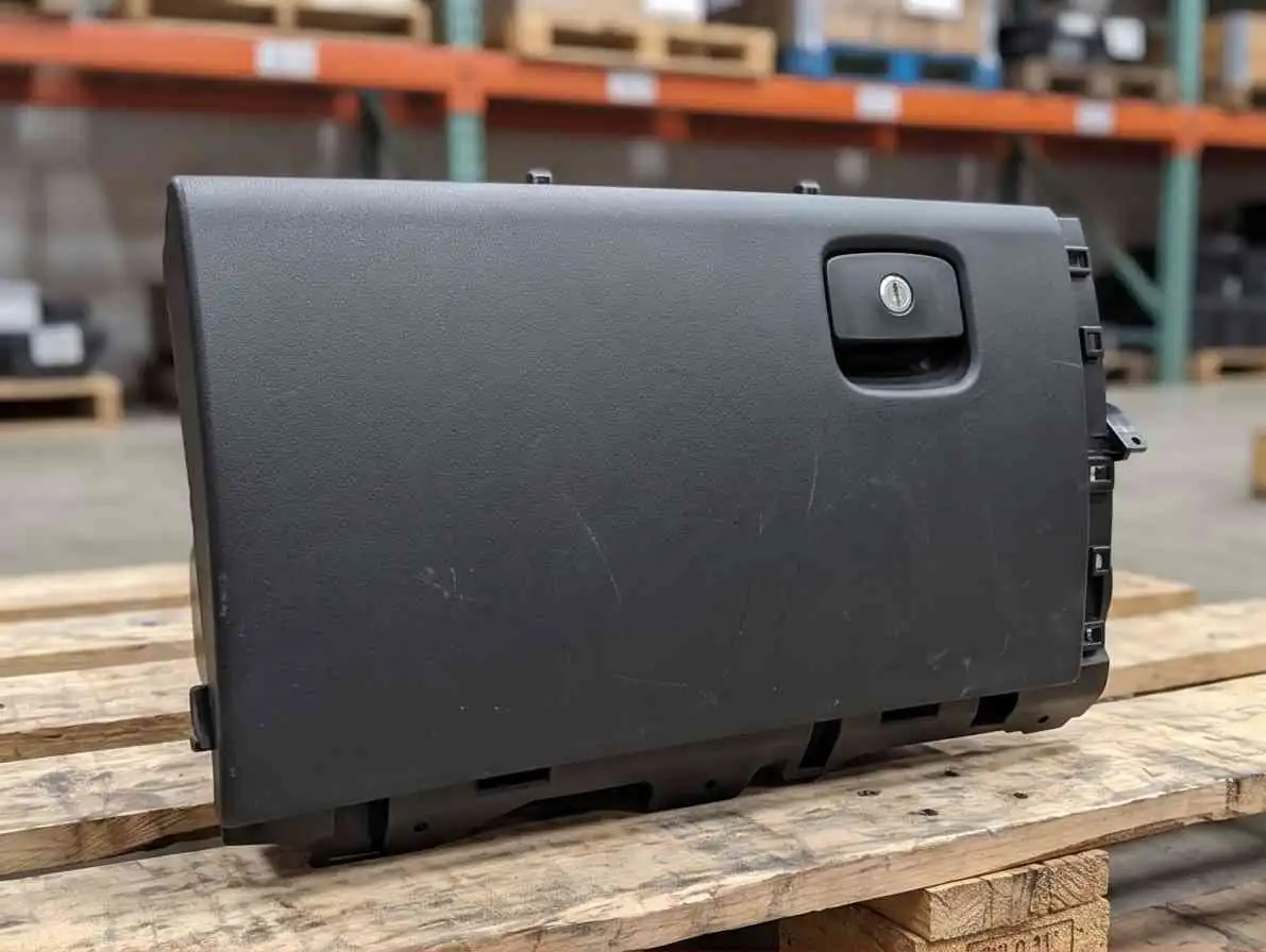 Range Rover Velar Glove Box for Sale
