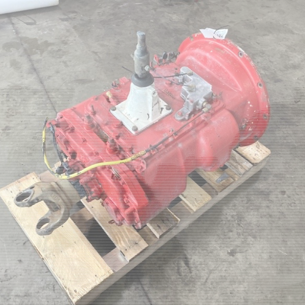 Eaton Fuller FRO-16210C 10-Speed Transmission for Sale | 10-speed manual Class 8 long-haul Roadranger with 1,650 lb-ft torque rating - Image 1