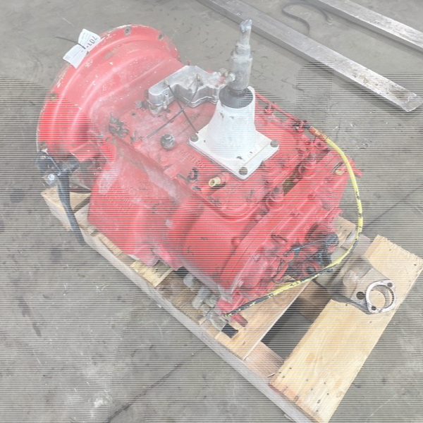 Eaton Fuller FRO-16210C 10-Speed Transmission for Sale | 10-speed manual Class 8 long-haul Roadranger with 1,650 lb-ft torque rating - Image 2