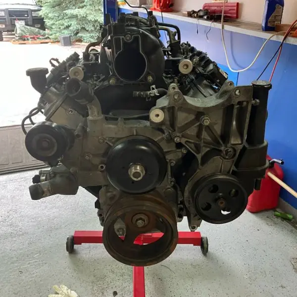4.8L LS Engine for Sale | Vortec 4800 LR4 LY2 L20 (1999 to 2014) - Image 1