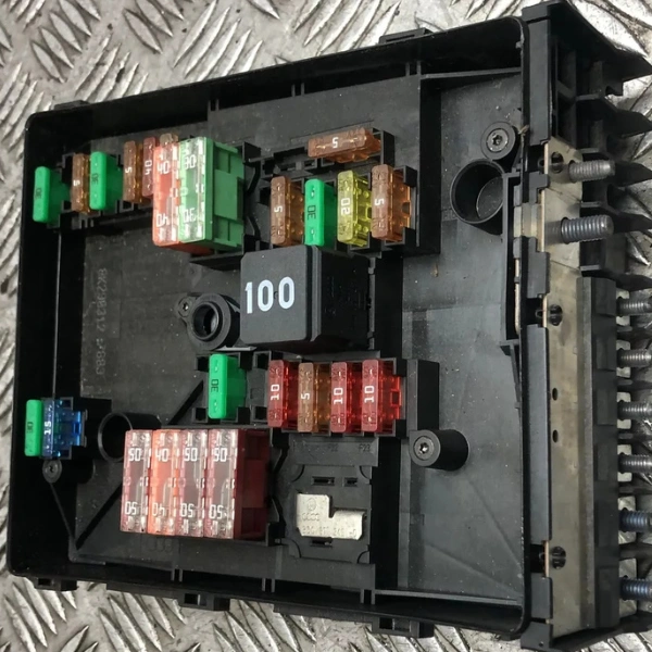 Volkswagen Cabrio Engine Fuse Box for Sale - VazAuto Solutions