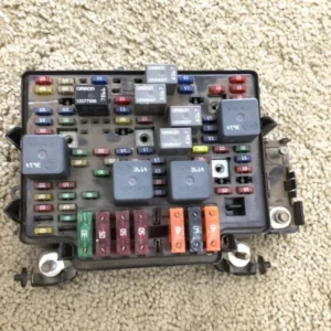 Chevy Suburban-1500 Fuse Box (Engine) For Sale
