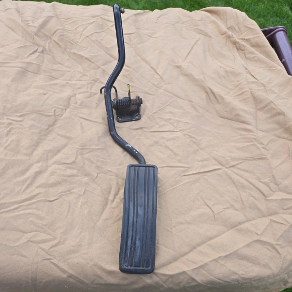 Nissan 260Z Accelerator Pedal for Sale