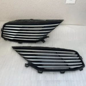 Lincoln MKX Grille for Sale